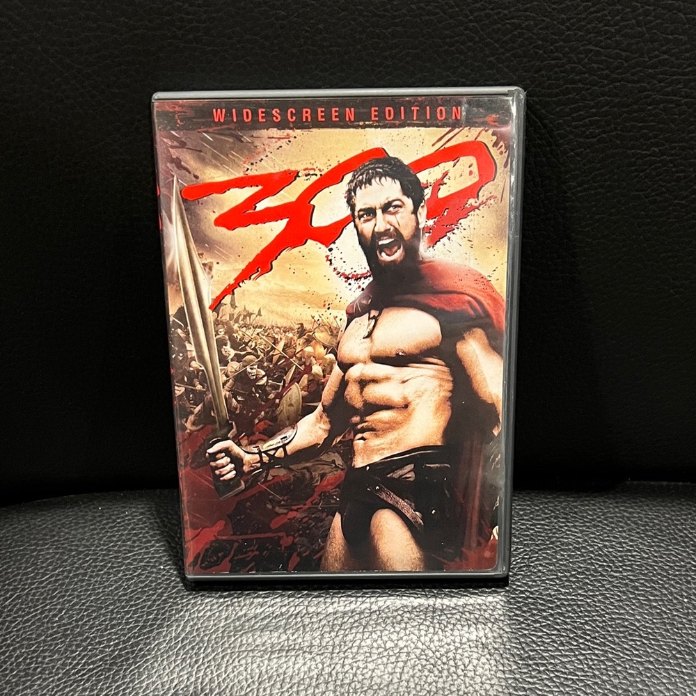 Warner Bros. 300 DVD 📀